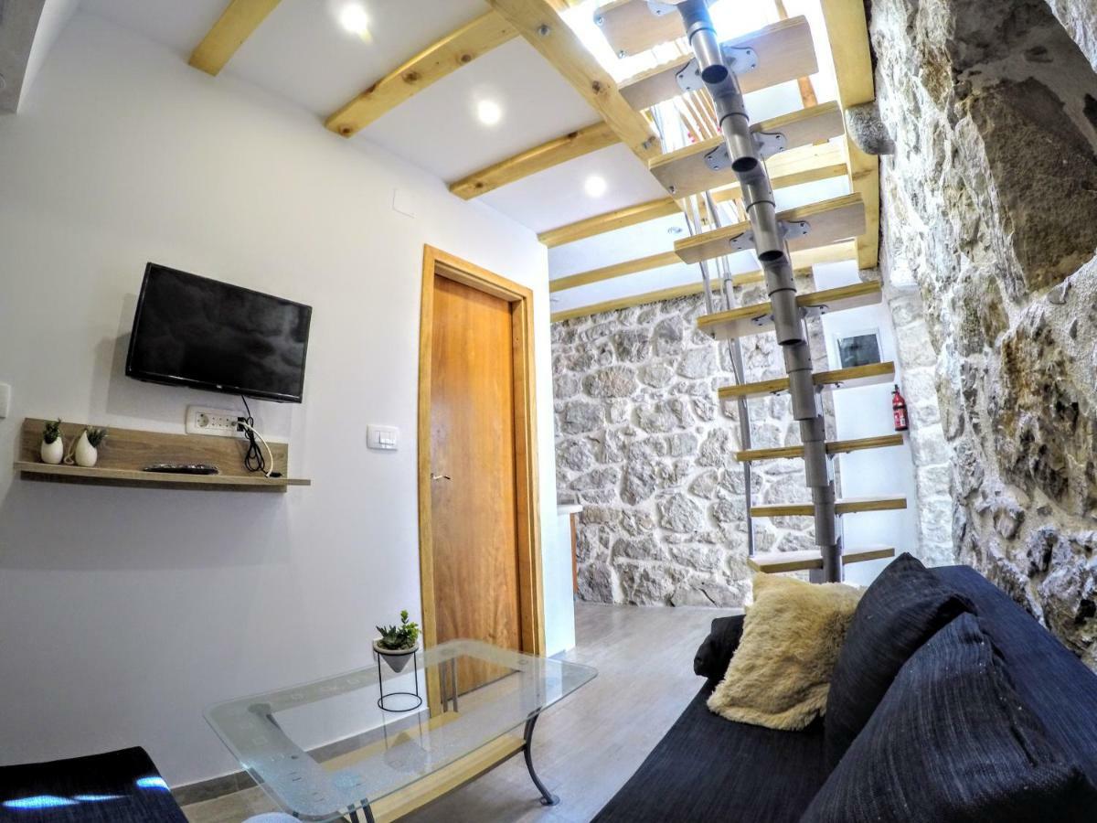 Апартаменты Authentic Ap For 2, Babino Polje,Mljet Экстерьер фото