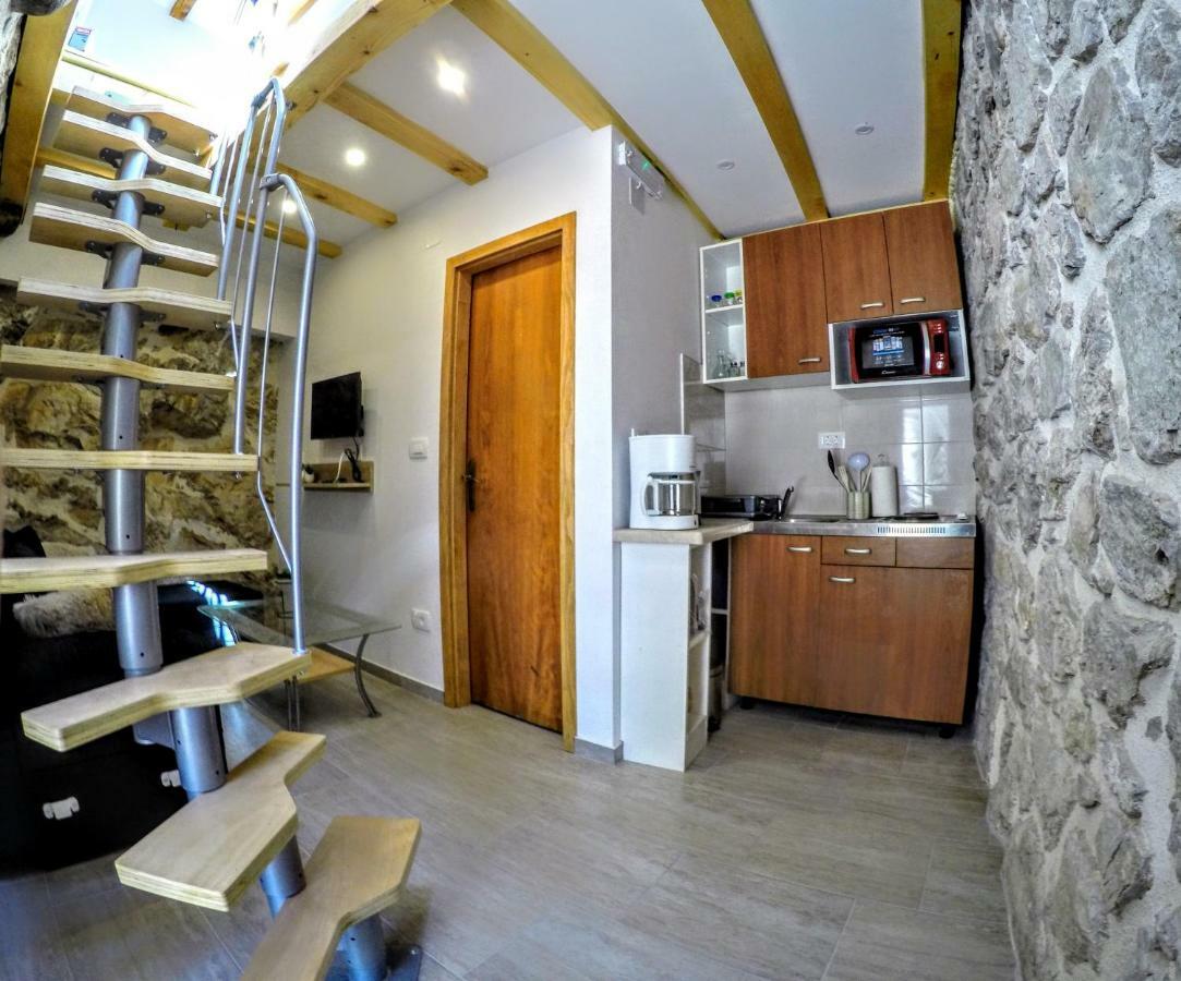 Апартаменты Authentic Ap For 2, Babino Polje,Mljet Экстерьер фото